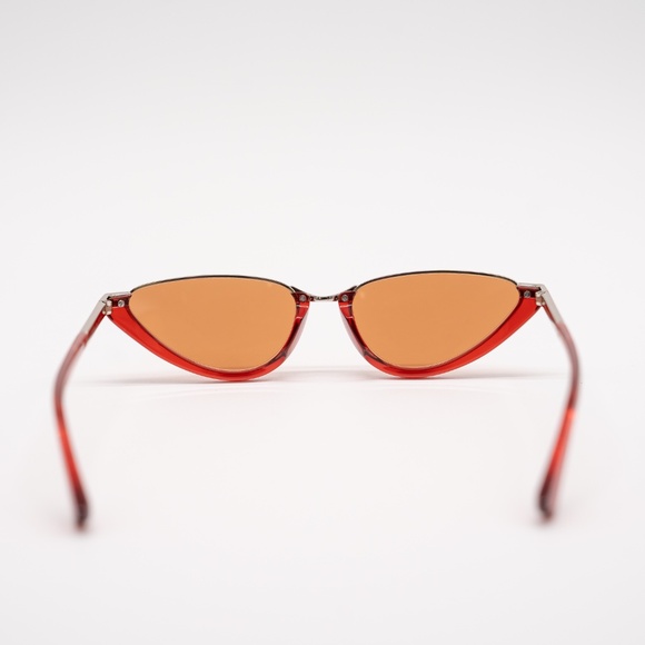 Bottega Veneta Classic Cat Eye Sunglasses BV1346S Red main image 7